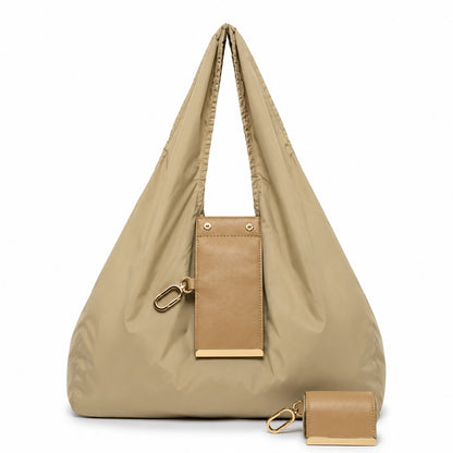 Bolsa reutilizable que siempre llevas contigo.
